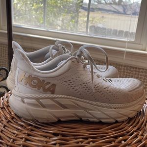 HOKA ONE ONE Women's Clifton 8 Running Shoes